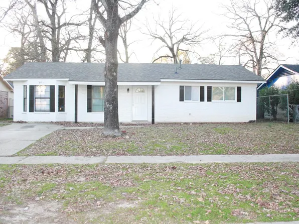 8826 Melanie Ln, Shreveport, LA 71106