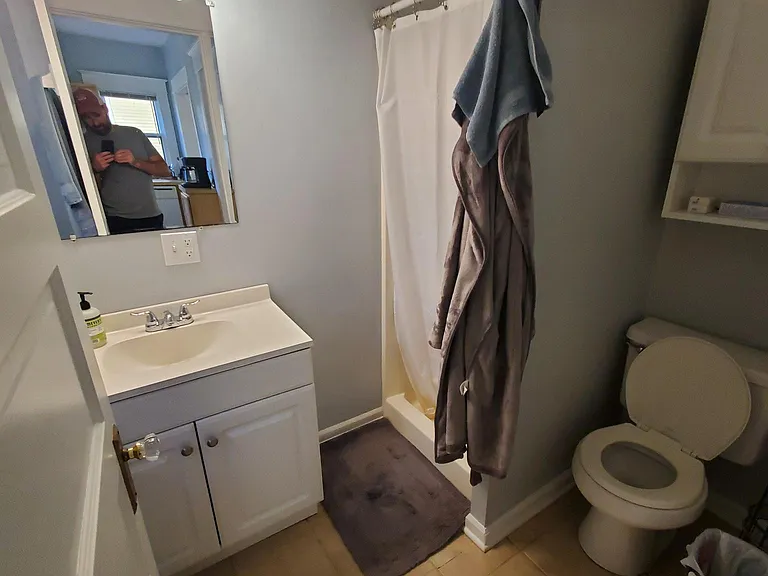 611 Evans St SE #1 — Photo 8