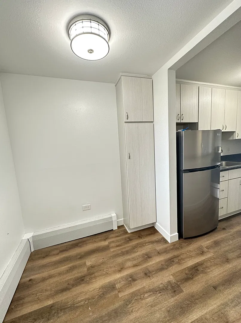 Clarkson Street Apartments — Photo 4