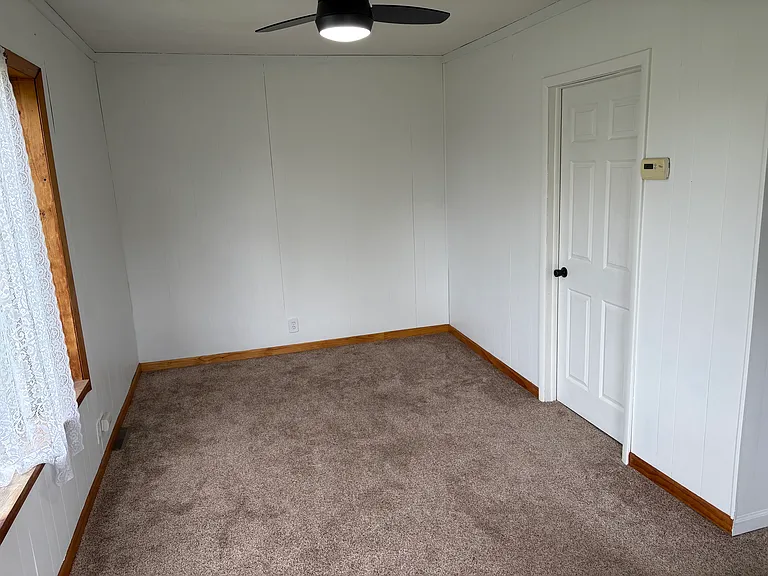 6316 Belmont Ave NE — Photo 5