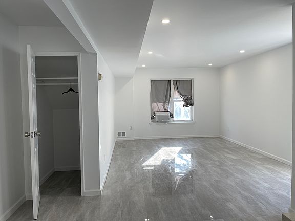 2nd image of 37 Comstock Ave Floor 1