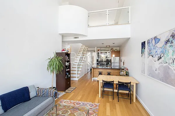 Sold by Brick&Mortar | media 13