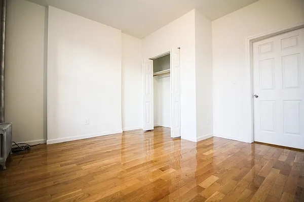 Rented by Bold New York | media 10