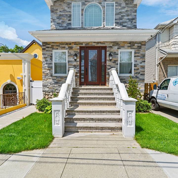 1st image of 720 Rockaway St #A