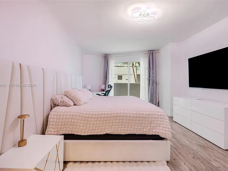 60 SW 13th St #1124 — Photo 11