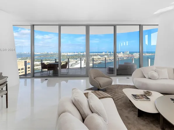 300 Biscayne Boulevard Way #4801, Miami, FL 33131