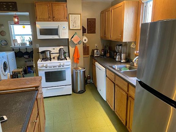 5th image of 805 Fairview Ave