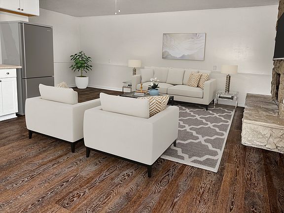 2nd image of 2592A Yucca Rd #2