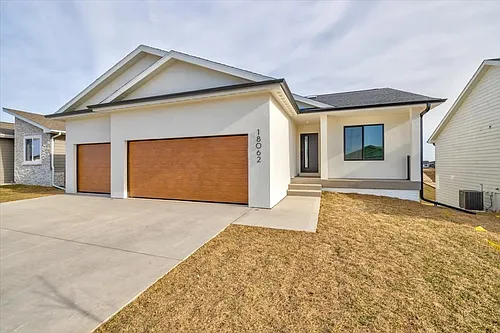 18062 Alpine Dr Photo 1 18062 Alpine Dr Photo 1