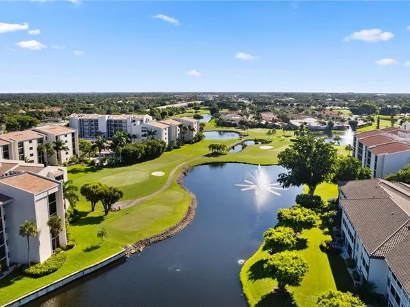 4220 Steamboat BEND #202, FORT MYERS, FL 33919