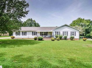 205 Gravley Rd, Greer, SC 29651