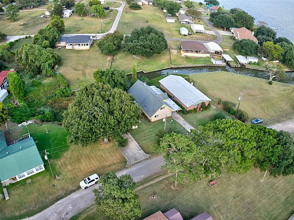5th image of 11 Parkview Dr
