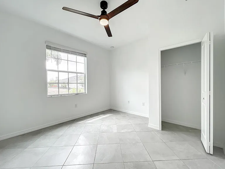19120 Bordeaux Ct — Photo 24