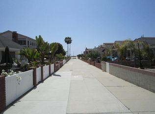 707 Hermosa Ave, Hermosa Beach, CA 90254