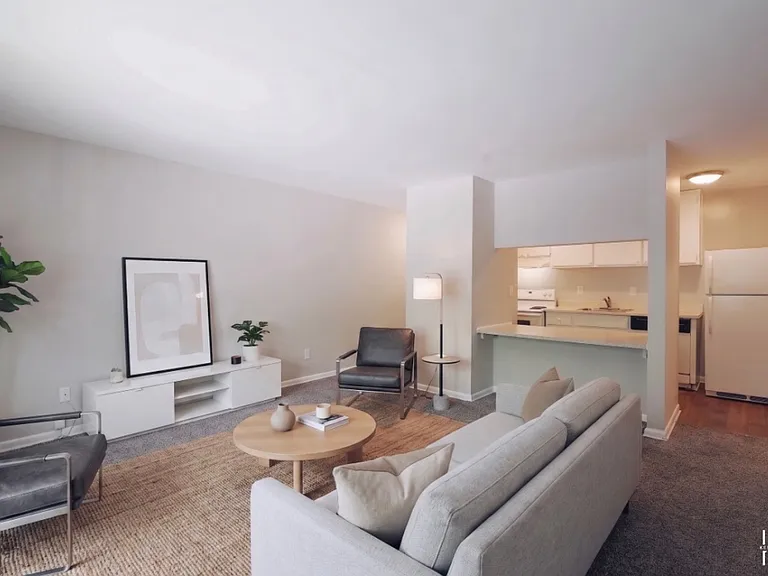Modern Living in the Heart of Northlake — Photo 32