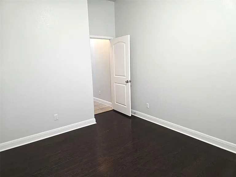 1015 Walsh Hill Trl — Photo 21