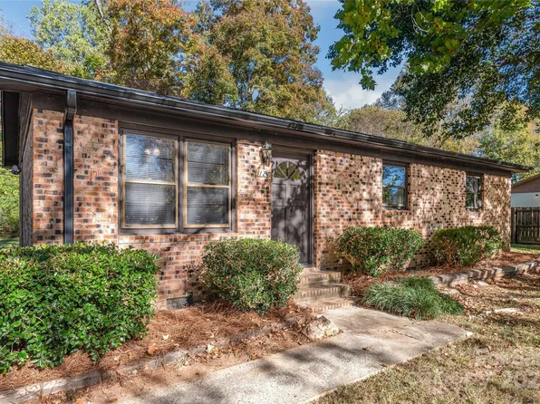 124 Grover Moore Pl, Indian Trail, NC 28079