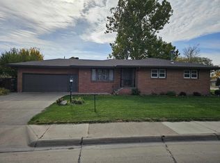 1921 28th St, Columbus, NE 68601