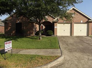 2206 Manchester Ln, Pearland, TX 77581