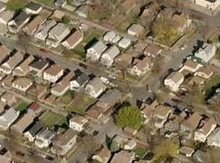 95 E Henry St, River Rouge, MI 48218