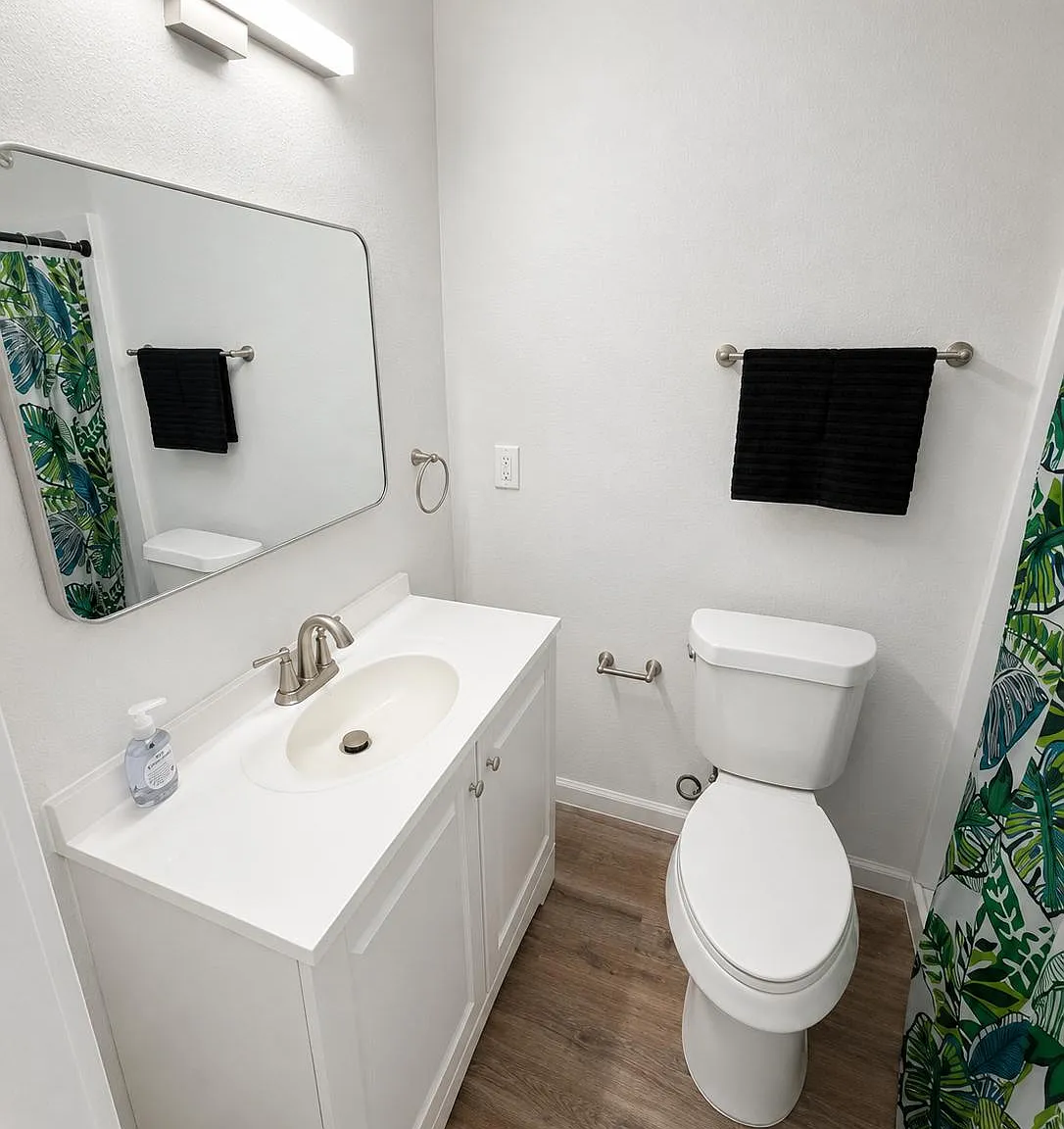 4 bed, 5.0 bath, 1960 sqft, $1,343 — Photo 3
