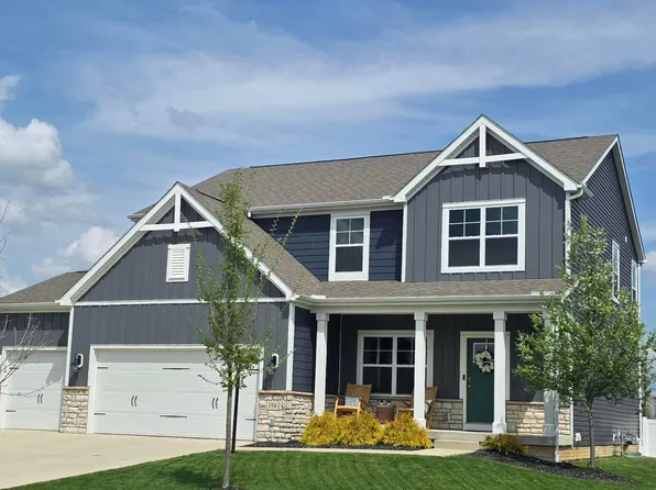 194 Deanscroft Dr, Pickerington, OH 43147