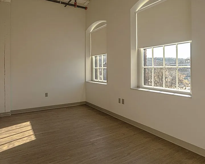 47 Flat St #402 — Photo 4