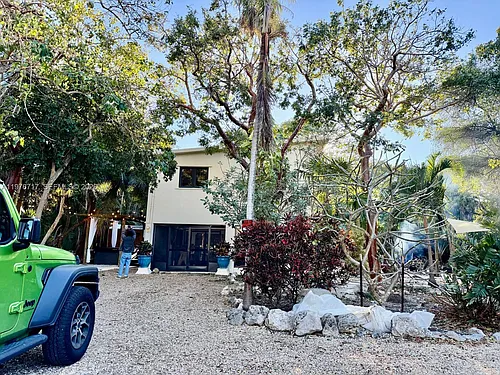 1615 Harbor Dr Photo 1