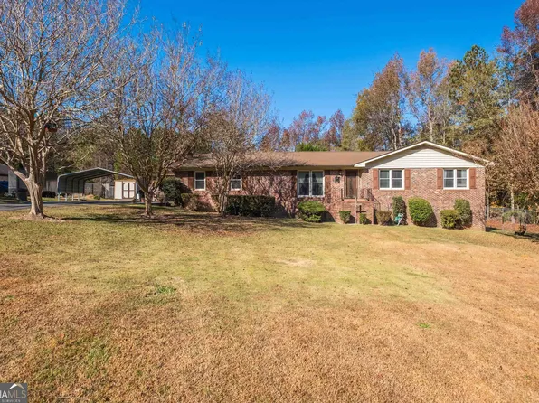 2087 Graham Rd, Macon, GA 31211
