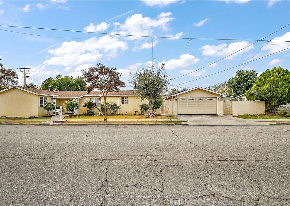 1st image of 13734 Foster Ave
