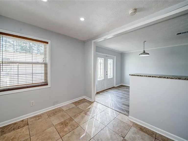 280 Winding River Dr #B — Photo 13
