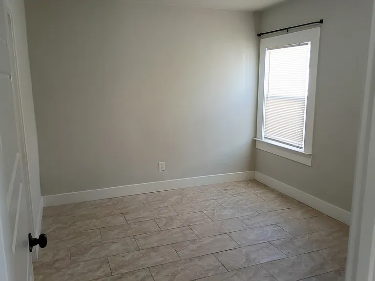 1240 Martin Ave #B — Photo 16
