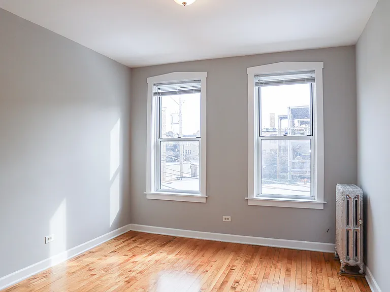 5039 N Clark St #2W — Photo 3