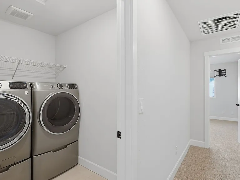 17025 SW Friendly Ln — Photo 18