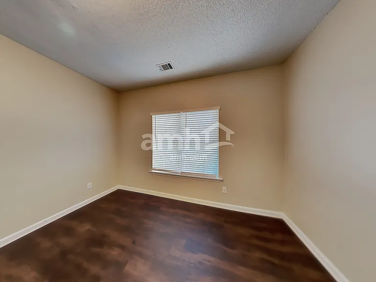 753 Country Lake Ct — Photo 22