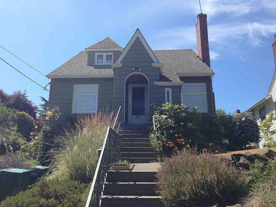 2nd image of 5723 37th Ave NE