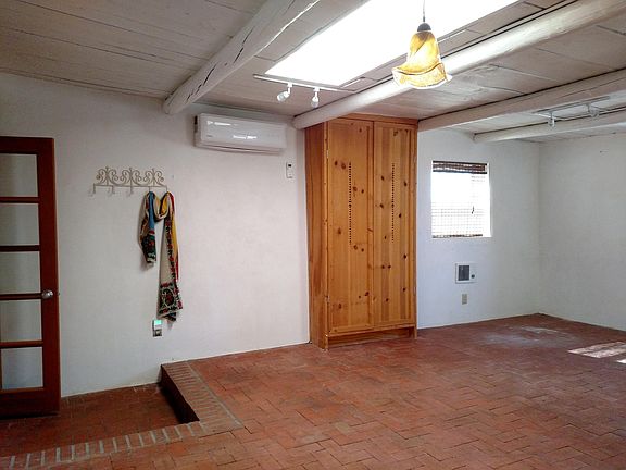 4th image of 11 Camino De Las Brisas