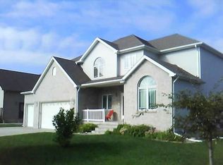 7501 S 41st St, Lincoln, NE 68516