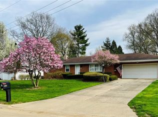 3242 Edington Rd, Akron, OH 44333