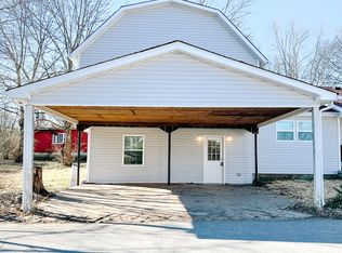 801 Poplar Ave #B, Springfield, TN 37172