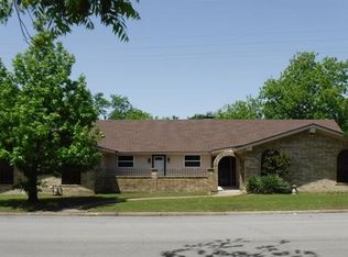 721 N Elm St, Muenster, TX 76252
