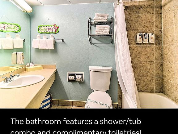 5th image of 445 S Gulfview Blvd #111