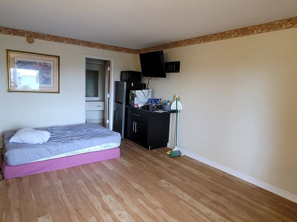 7150 N Tamiami Trl #626