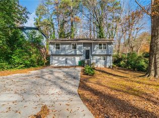 3930 Wedgefield Cir, Decatur, GA 30035