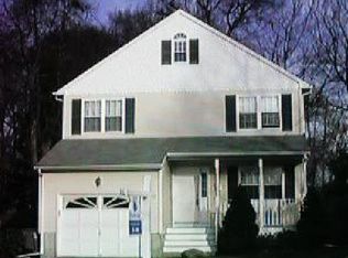 73 York Rd, Fairfield, CT 06432