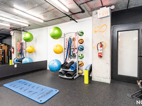 188 Humboldt Street image 38 of 47