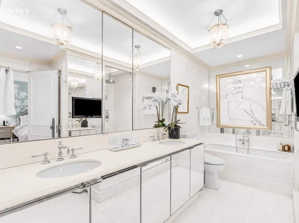 781 5th Avenue image 6 of 12