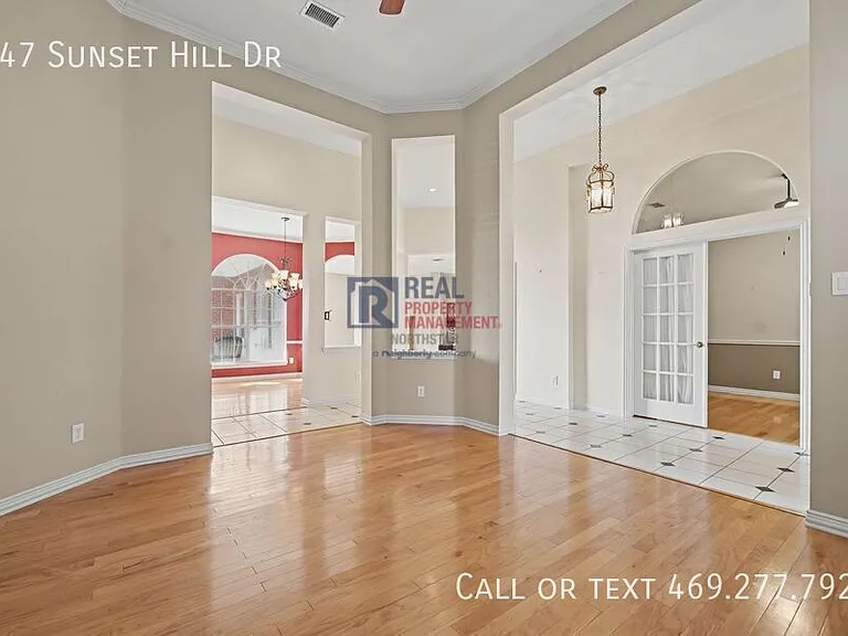 947 Sunset Hill Dr — Photo 7