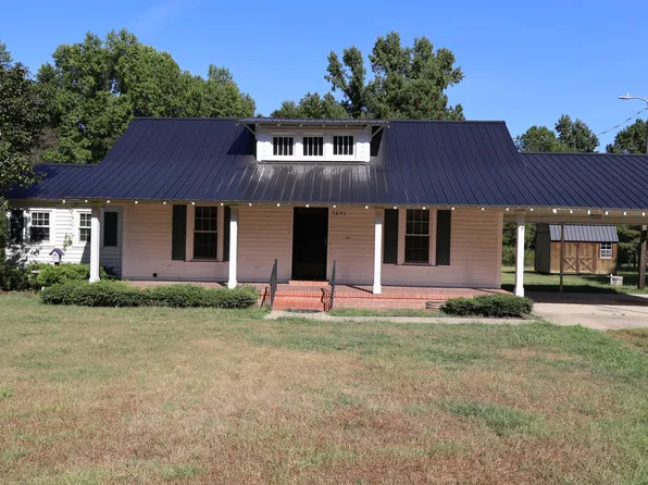 1691 Holly Grove Rd, Benson, NC 27504