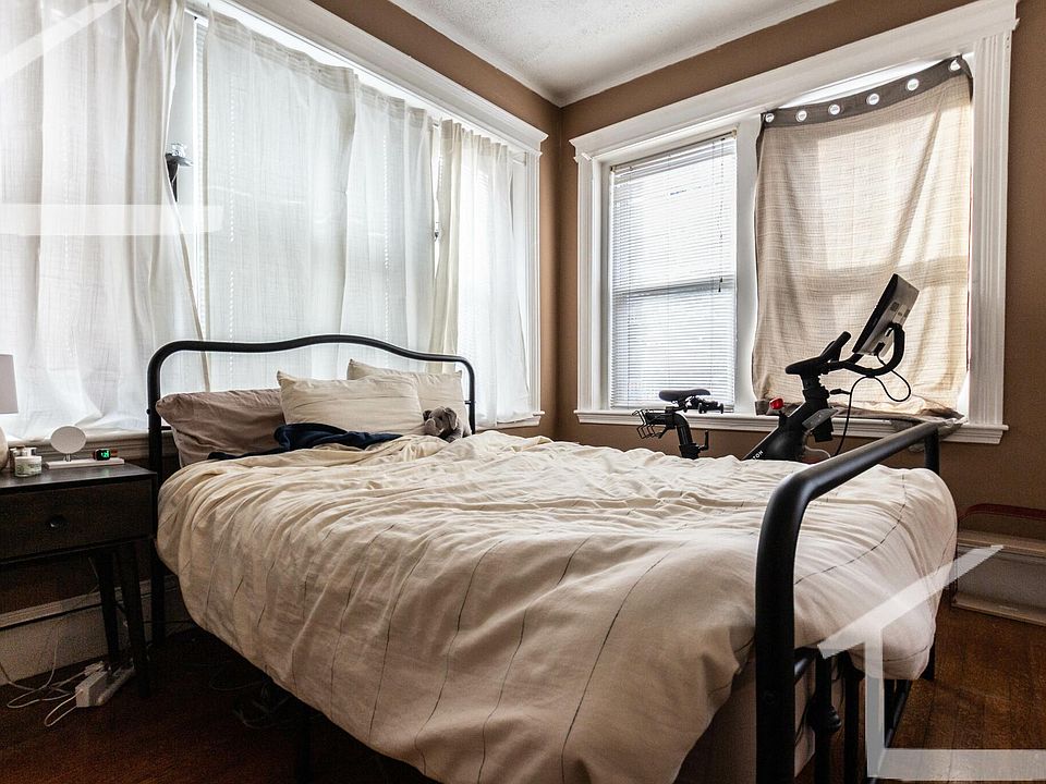 2nd image of 34 Park Vale Ave #3